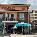 Boulevard Sea Residenz 250 Meter Zum Sandstrand Szálloda Napospart