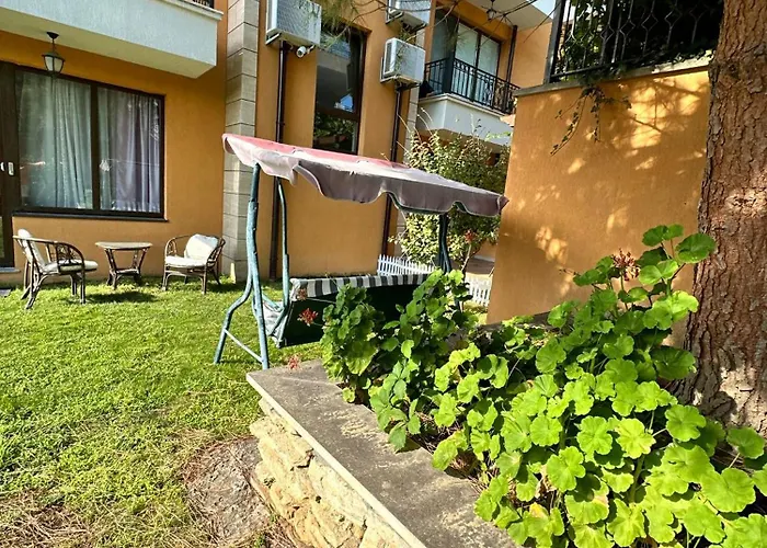 Boulevard Sea Residenz 250 Meter Zum Sandstrand Отель Солнечный берег