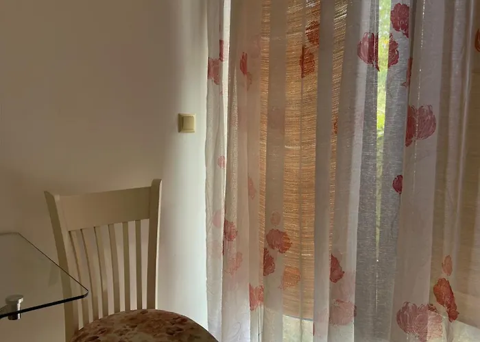 Отель Boulevard Sea Residenz 250 Meter Zum Sandstrand Солнечный берег